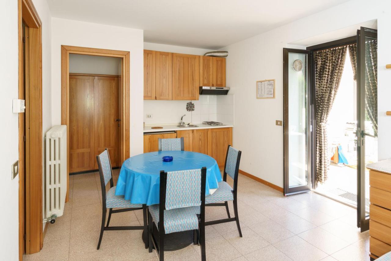 Residence In Camping Solarium Domaso Extérieur photo