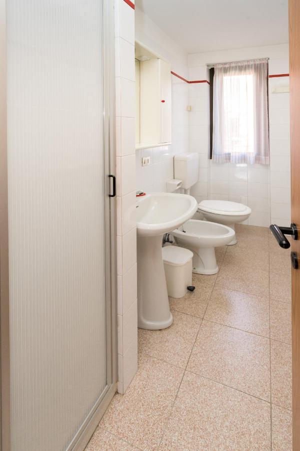 Residence In Camping Solarium Domaso Extérieur photo